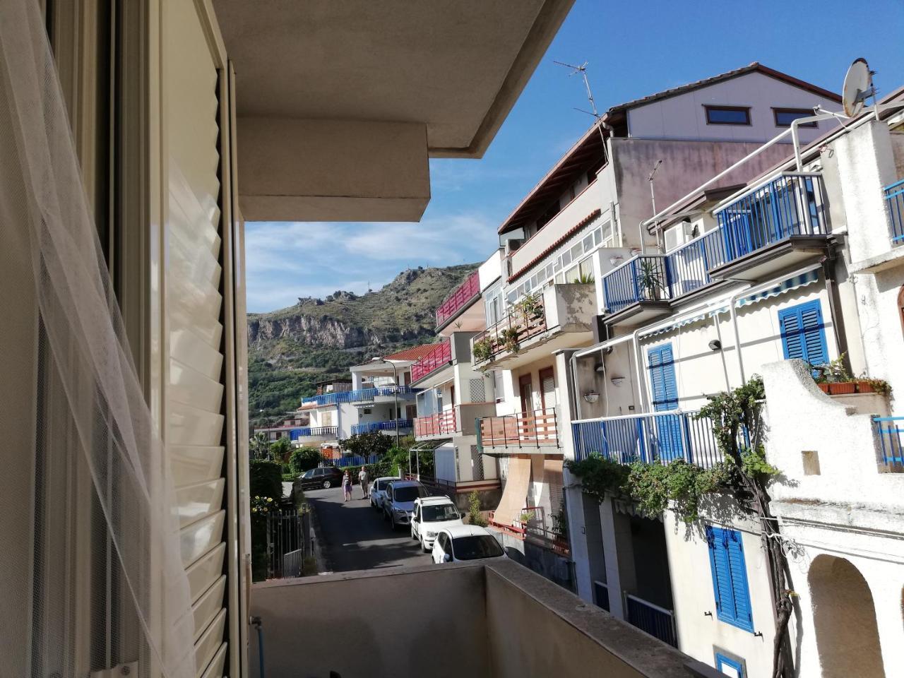 Akron B&B SantʼAlessio Siculo Buitenkant foto